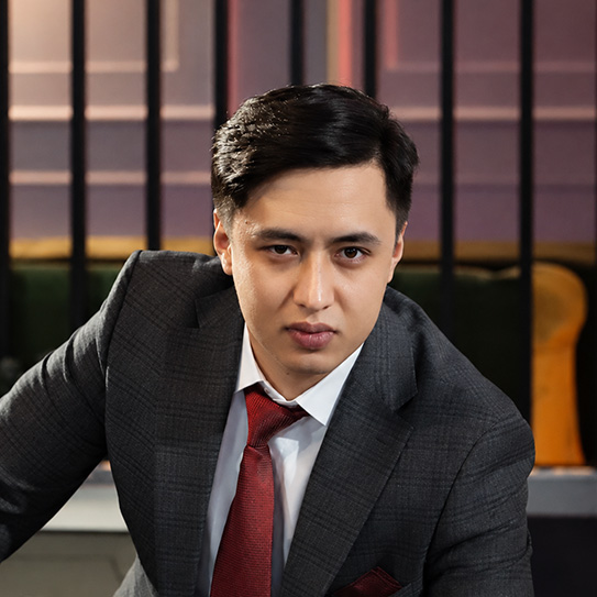 Пархат Айсаров